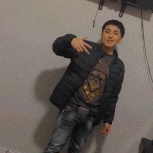 Meet your Posher, Luis